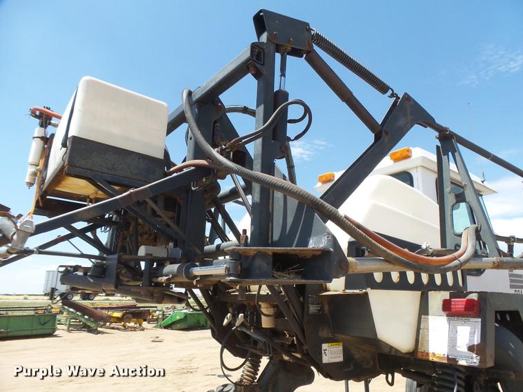 image for item DC3992 SpraCoupe 3630 self-propelled sprayer