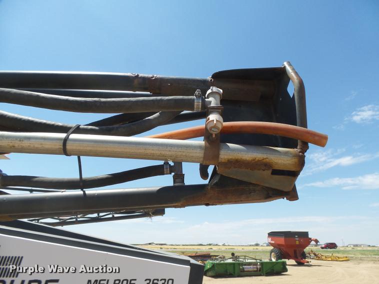 image for item DC3992 SpraCoupe 3630 self-propelled sprayer