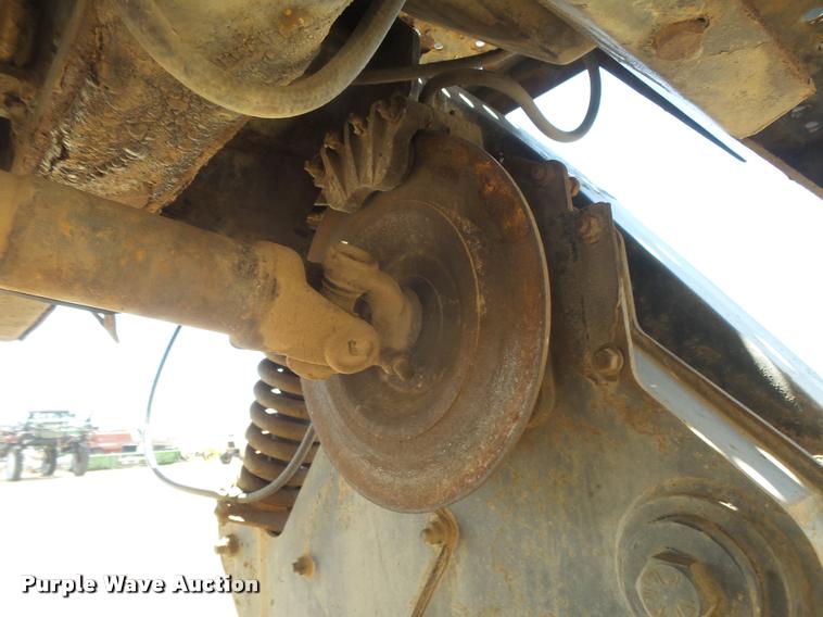 image for item DC3992 SpraCoupe 3630 self-propelled sprayer