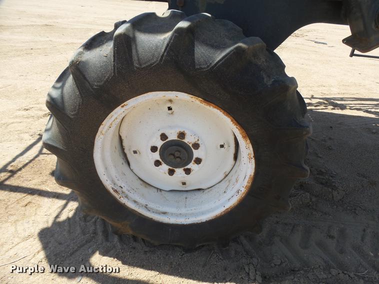 image for item DC3992 SpraCoupe 3630 self-propelled sprayer