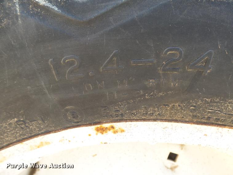 image for item DC3992 SpraCoupe 3630 self-propelled sprayer