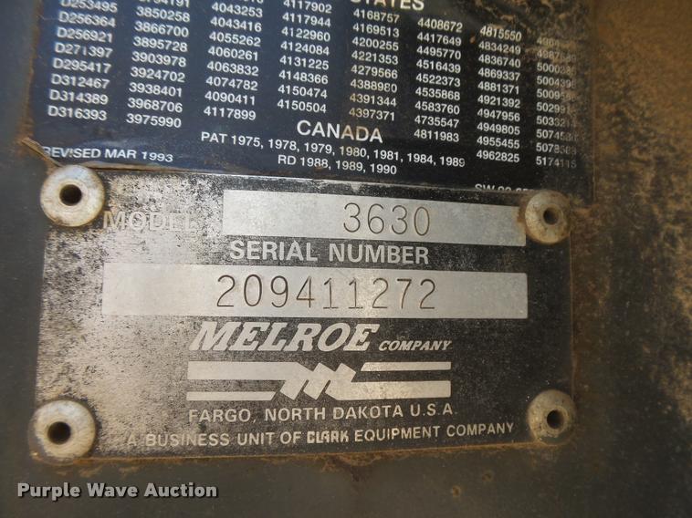 image for item DC3992 SpraCoupe 3630 self-propelled sprayer