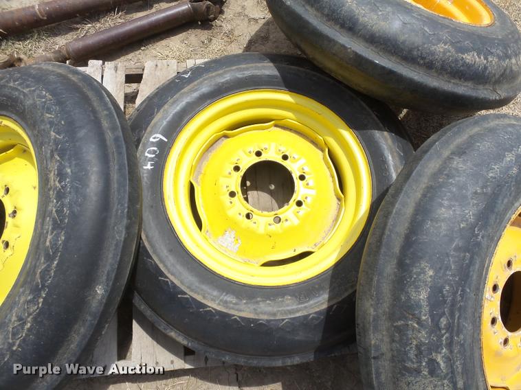 image for item DE9116 (4) 7.50-20 tires and wheels