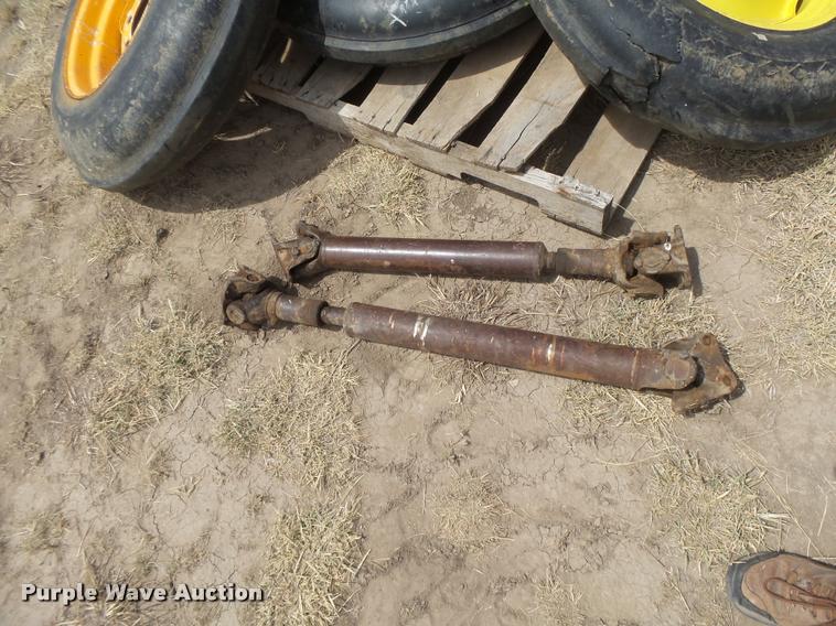 image for item DE9116 (4) 7.50-20 tires and wheels