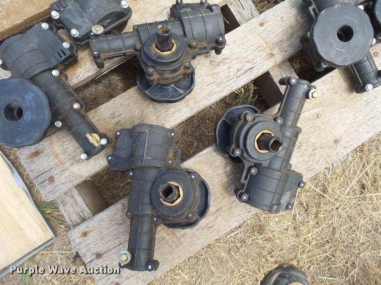 (12) John Deere electric planter clutches in Sublette, KS Item DE9141