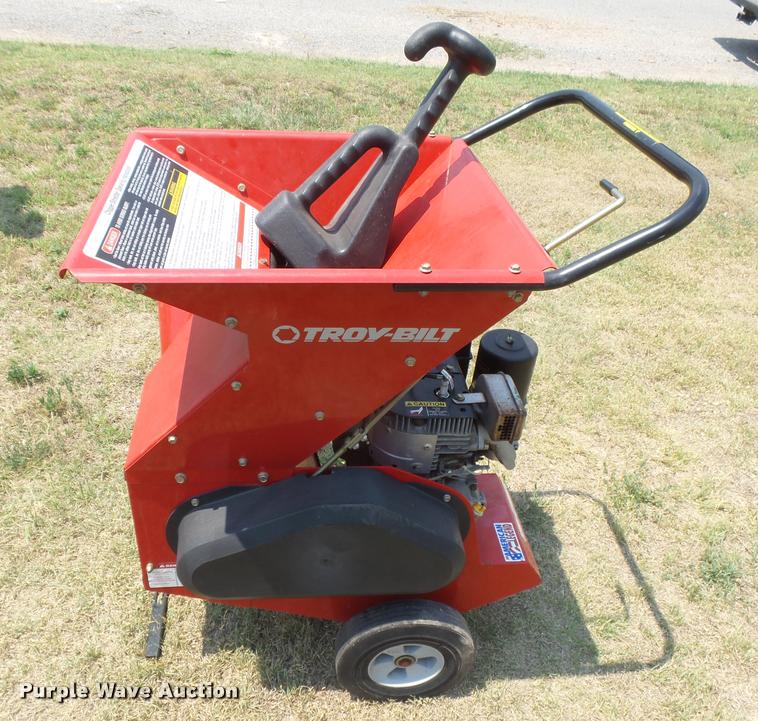 image for item DE9161 Troy-Bilt 47057 chipper/shredder
