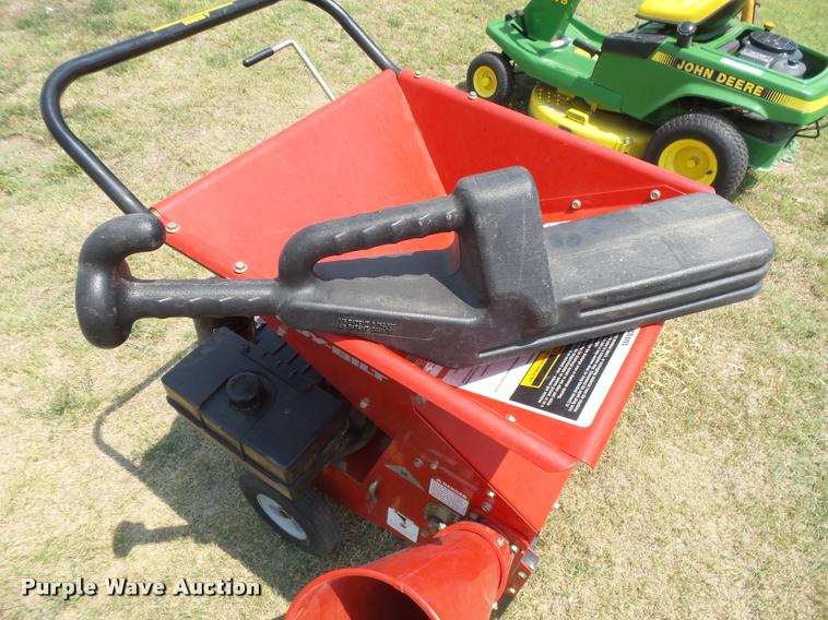 image for item DE9161 Troy-Bilt 47057 chipper/shredder