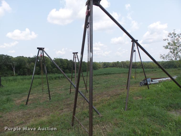 image for item DF9358 (4) grain bin hoists