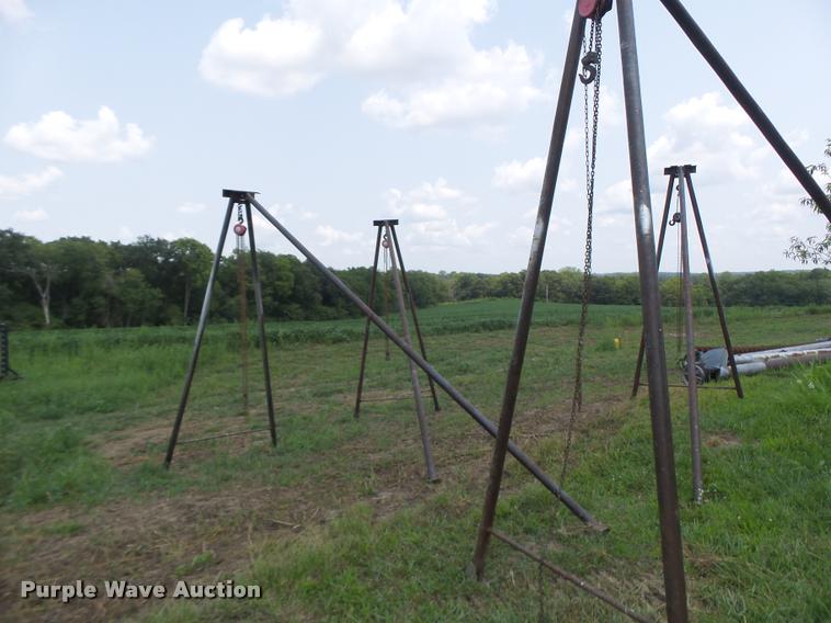 image for item DF9358 (4) grain bin hoists