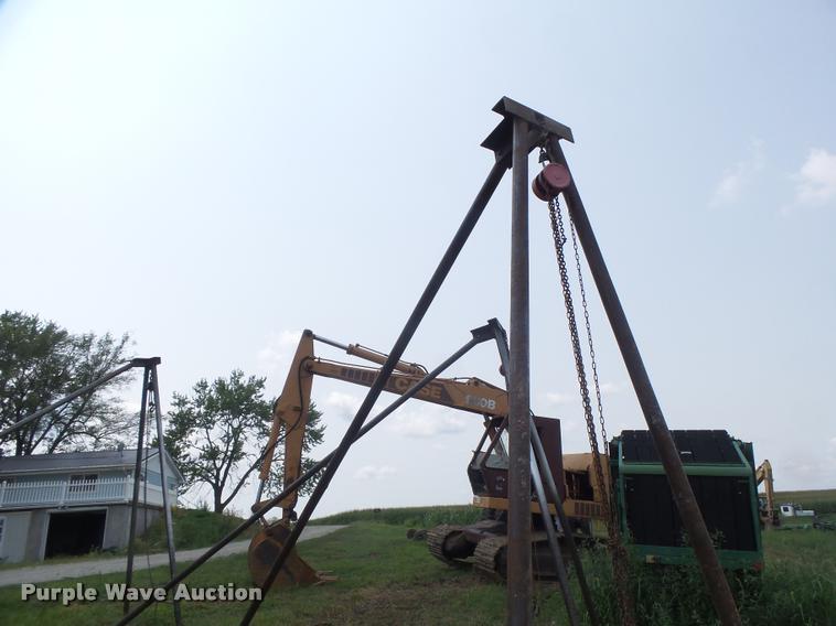 image for item DF9358 (4) grain bin hoists