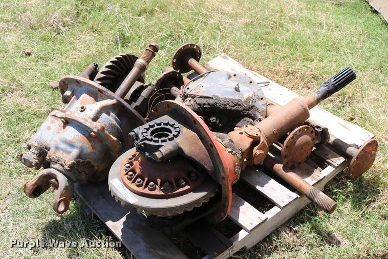 image for item DG9769 Rear axle assembly