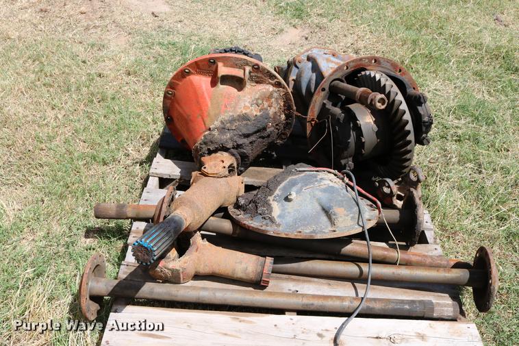 image for item DG9769 Rear axle assembly