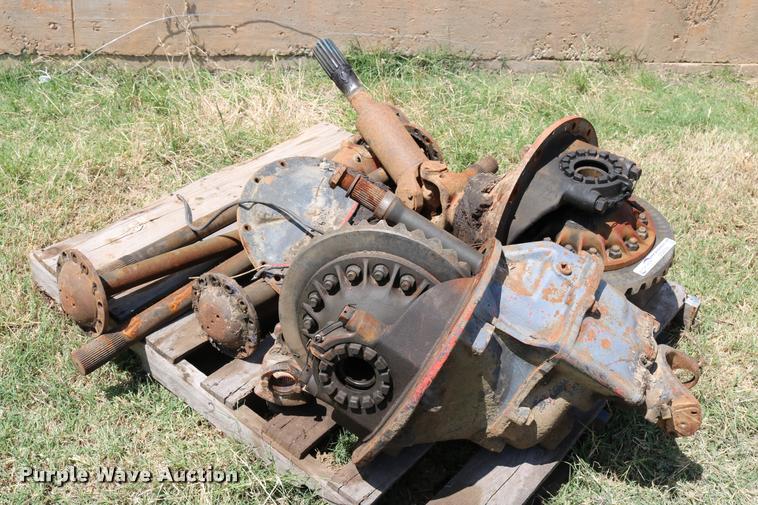 image for item DG9769 Rear axle assembly