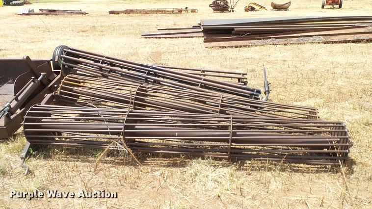 image for item DG9834 (4) rolling baskets attachments