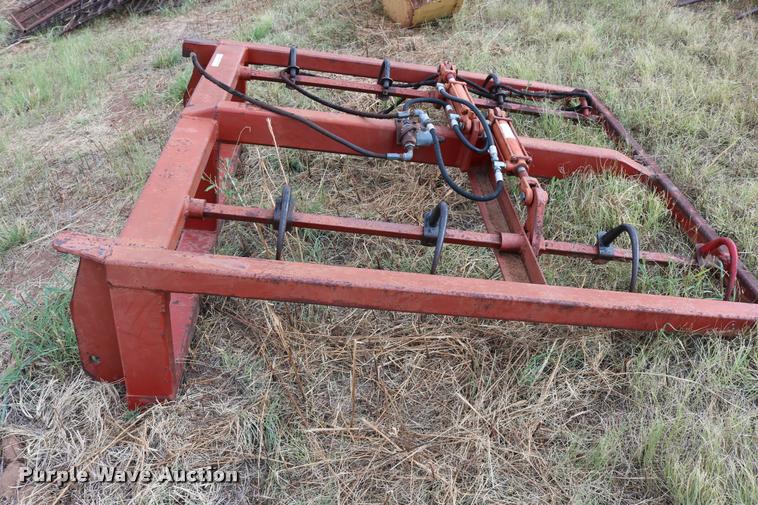 image for item DG9859 Small square bale grapple