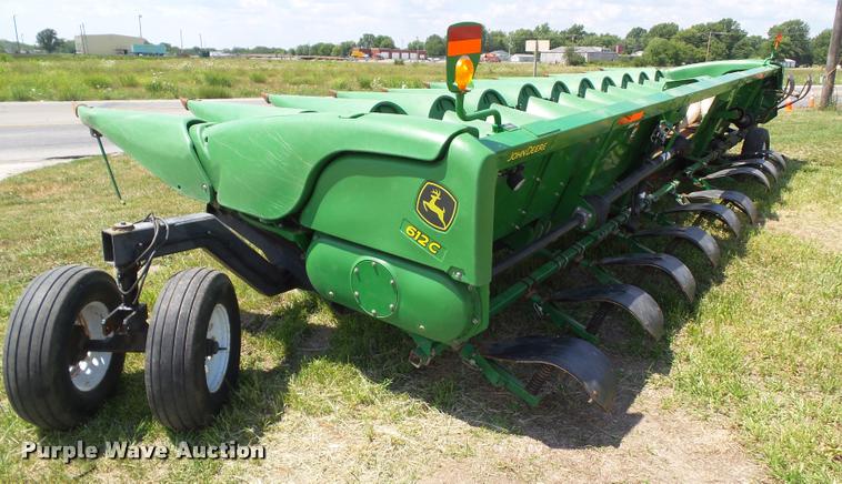 image for item DH9368 2012 John Deere 612C Stalkmaster chopping corn head