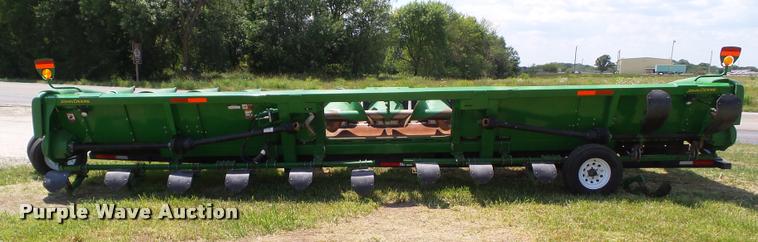 image for item DH9368 2012 John Deere 612C Stalkmaster chopping corn head