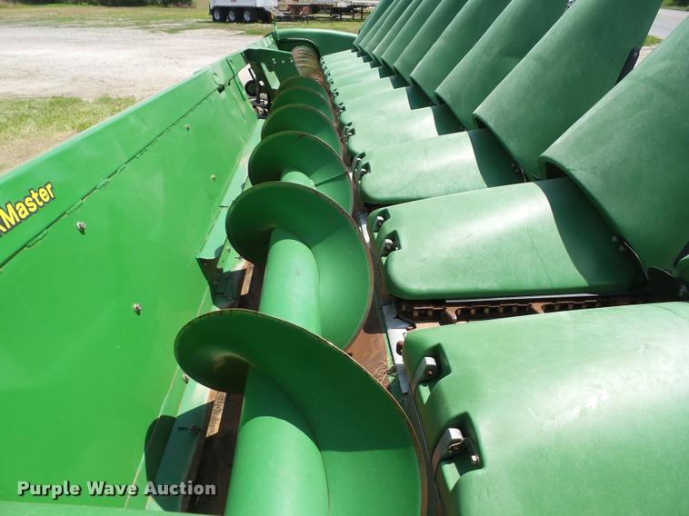 image for item DH9368 2012 John Deere 612C Stalkmaster chopping corn head