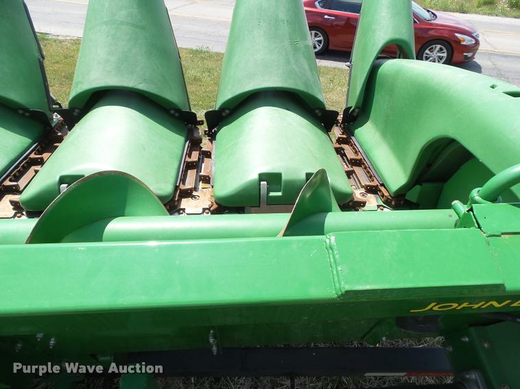 image for item DH9368 2012 John Deere 612C Stalkmaster chopping corn head