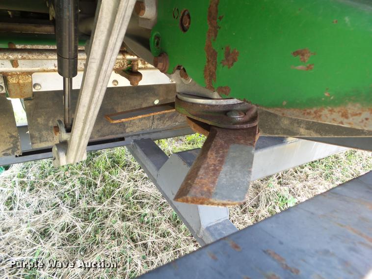 image for item DH9368 2012 John Deere 612C Stalkmaster chopping corn head