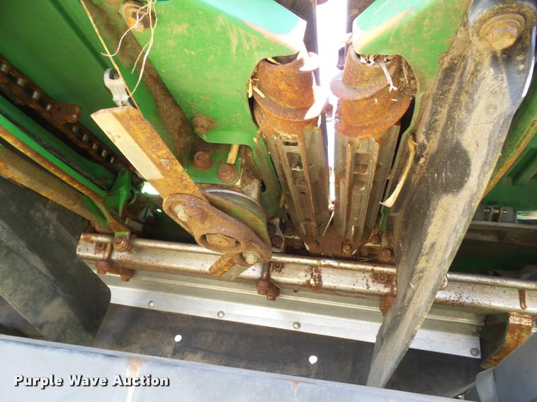 image for item DH9368 2012 John Deere 612C Stalkmaster chopping corn head