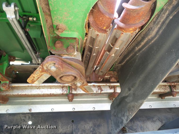 image for item DH9368 2012 John Deere 612C Stalkmaster chopping corn head