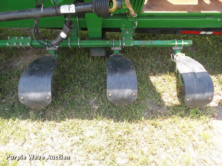 image for item DH9368 2012 John Deere 612C Stalkmaster chopping corn head