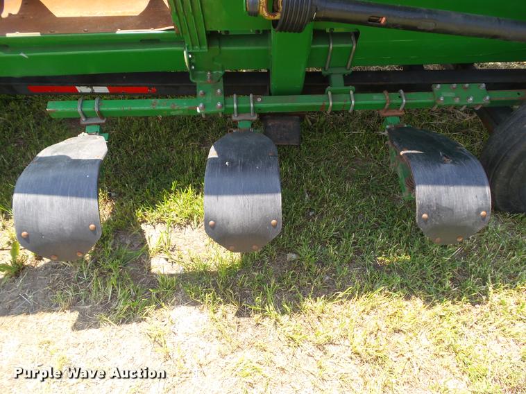 image for item DH9368 2012 John Deere 612C Stalkmaster chopping corn head