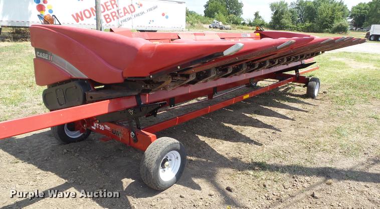 image for item DH9369 2009 Case IH 3208 corn head