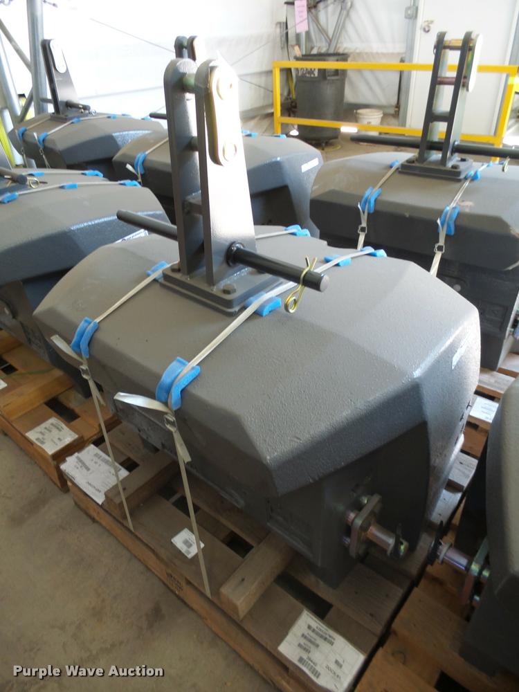 image for item DH9679 Massey-Ferguson tractor weights