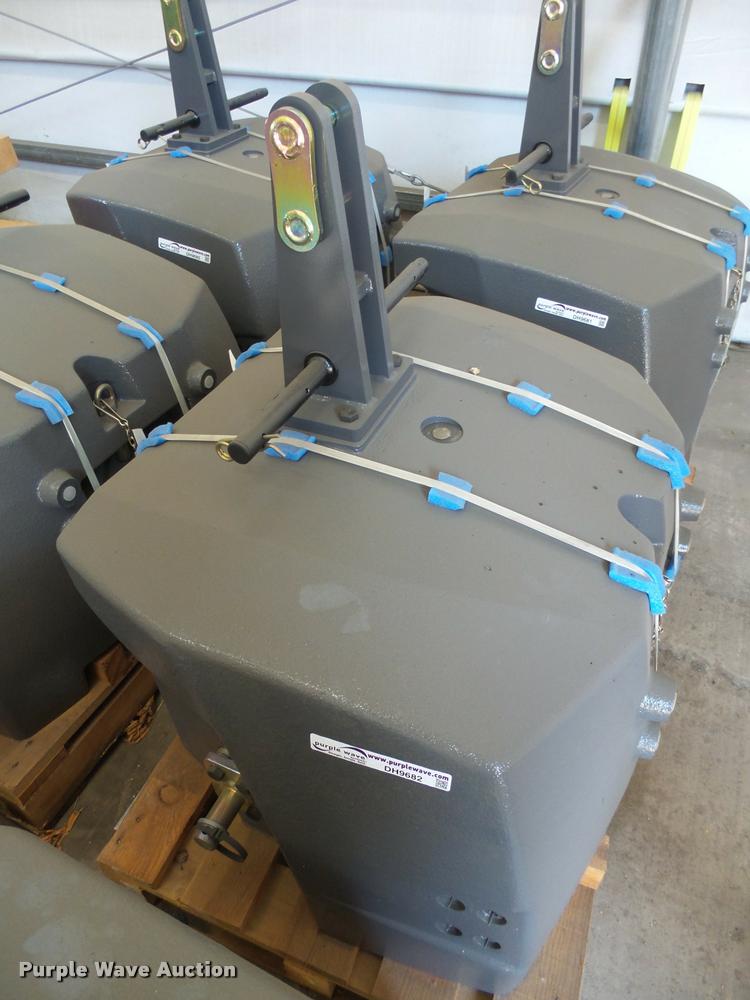 image for item DH9682 Massey-Ferguson tractor weights