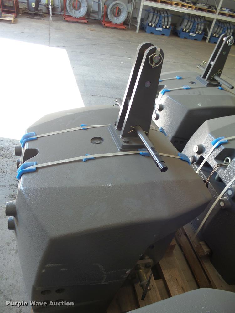 image for item DH9683 Massey-Ferguson tractor weights