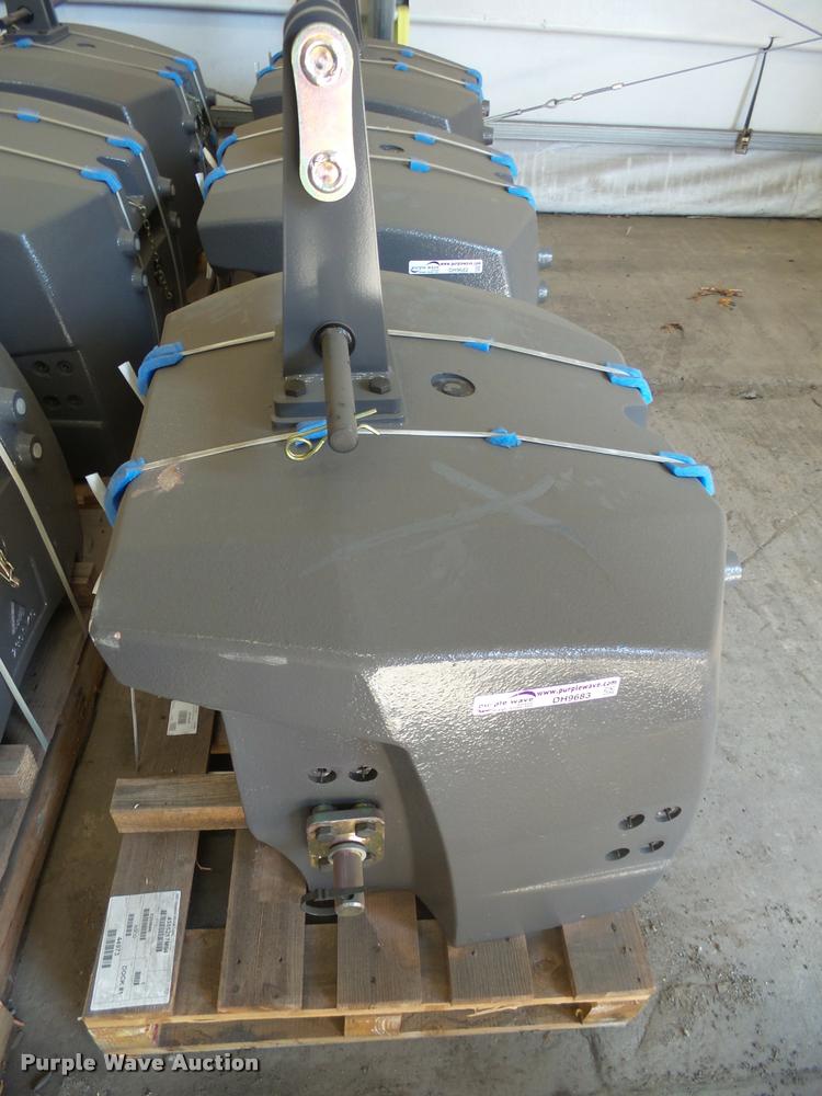 image for item DH9683 Massey-Ferguson tractor weights