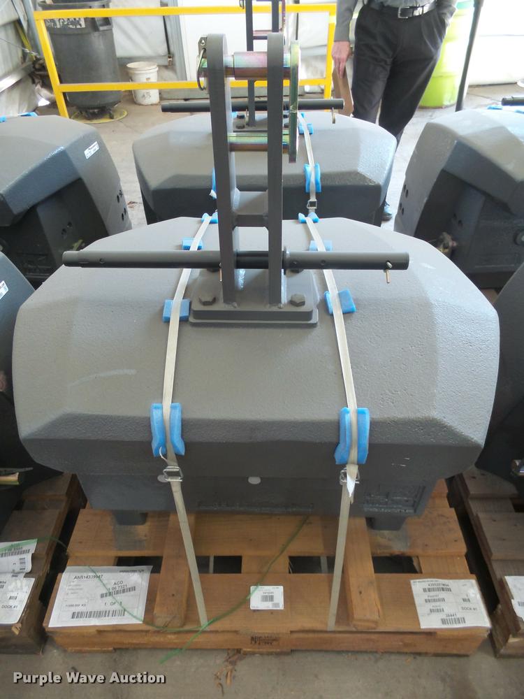 image for item DH9684 Massey-Ferguson tractor weights