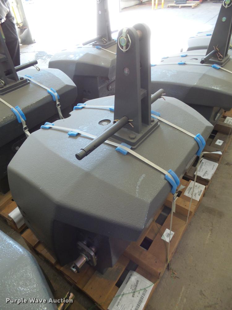 image for item DH9684 Massey-Ferguson tractor weights