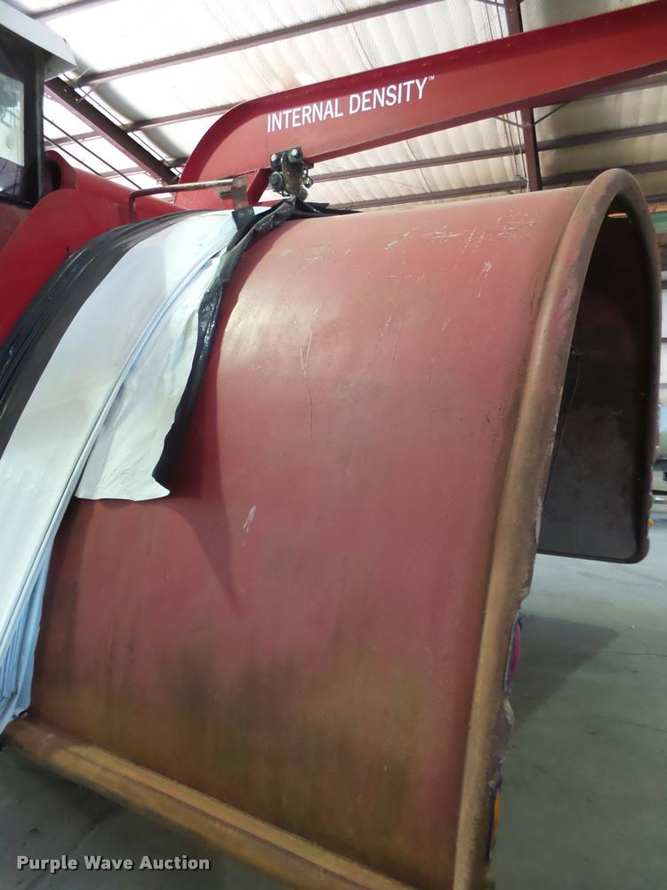 image for item DL9085 2004 Versa Bagger ID 912 silage tube bagger