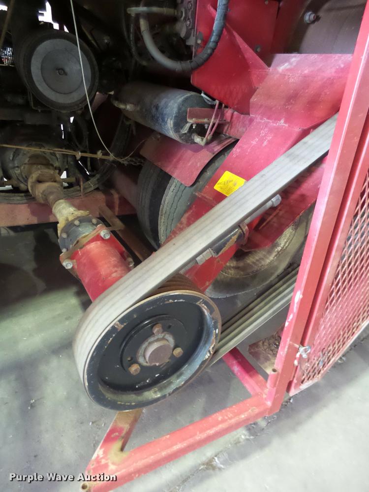 image for item DL9085 2004 Versa Bagger ID 912 silage tube bagger