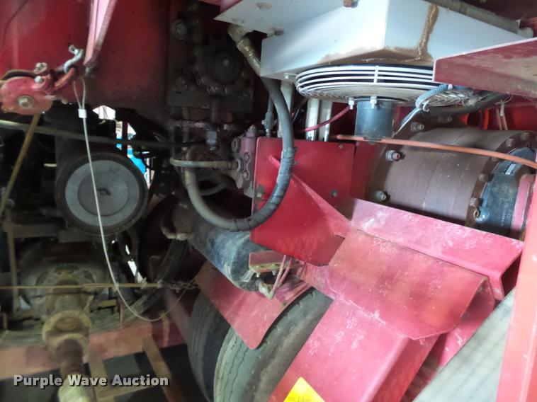 image for item DL9085 2004 Versa Bagger ID 912 silage tube bagger