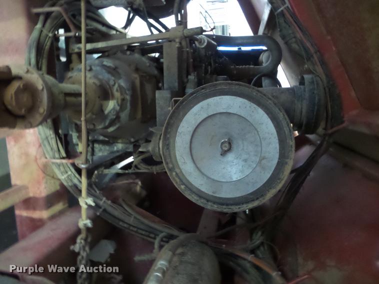 image for item DL9085 2004 Versa Bagger ID 912 silage tube bagger