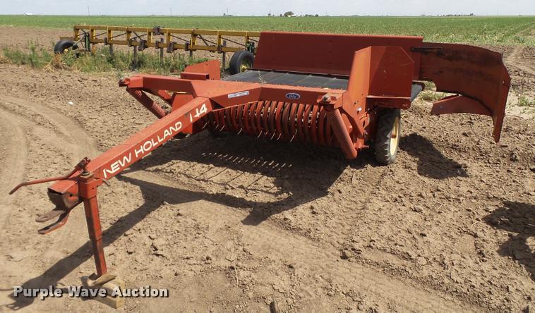 image for item DL9086 New Holland 144 windrow inverter