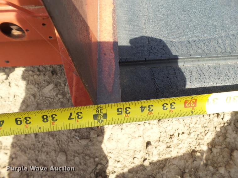 image for item DL9086 New Holland 144 windrow inverter