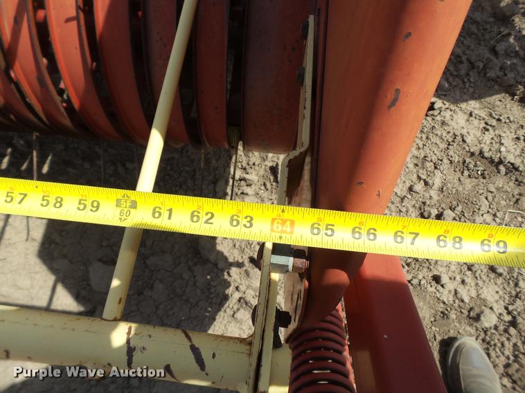 image for item DL9086 New Holland 144 windrow inverter