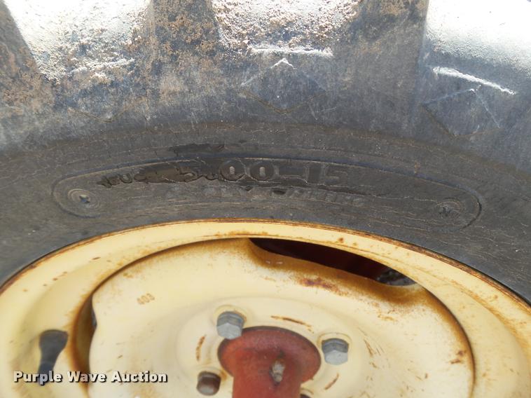 image for item DL9086 New Holland 144 windrow inverter