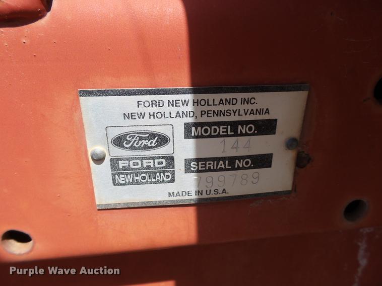 image for item DL9086 New Holland 144 windrow inverter