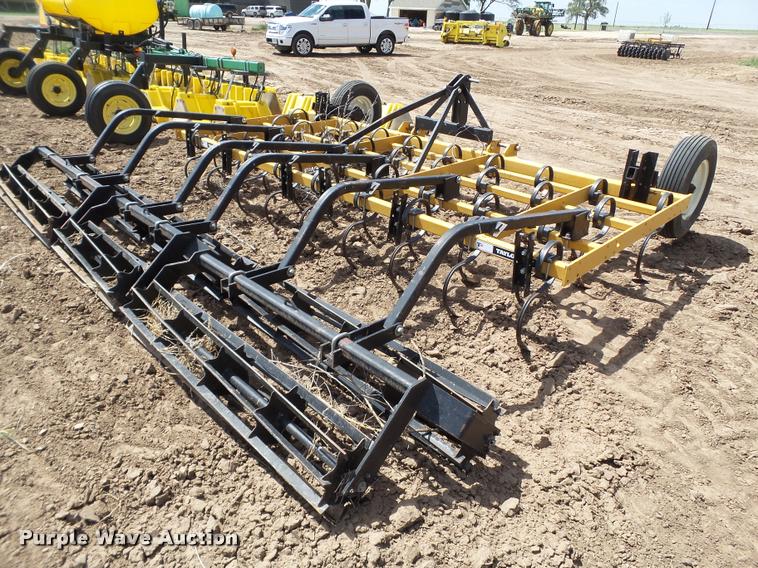 image for item DL9088 Taylor-Way spring tooth harrow