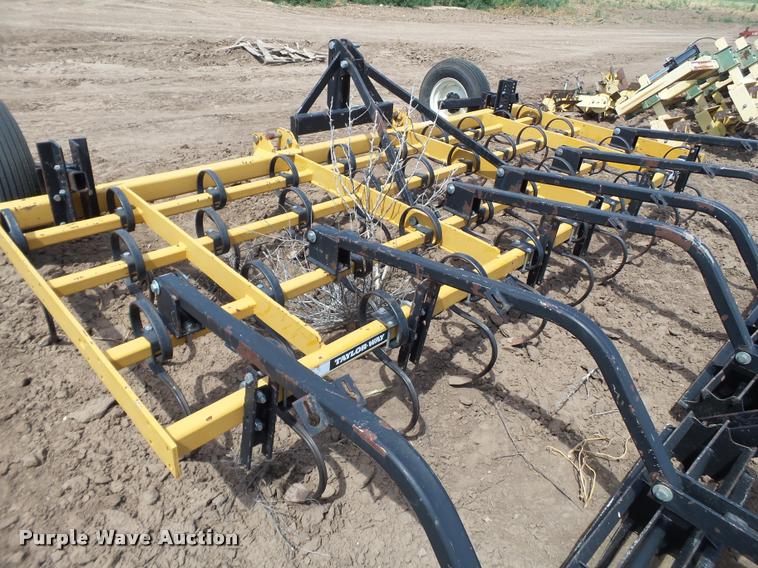 image for item DL9088 Taylor-Way spring tooth harrow