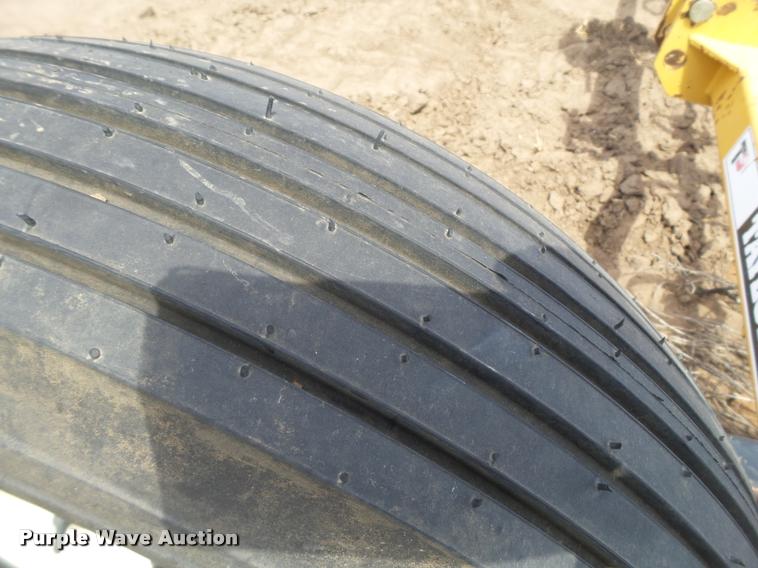 image for item DL9088 Taylor-Way spring tooth harrow