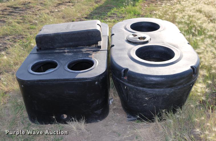 image for item DM9396 (2) Energy free cattle waterers