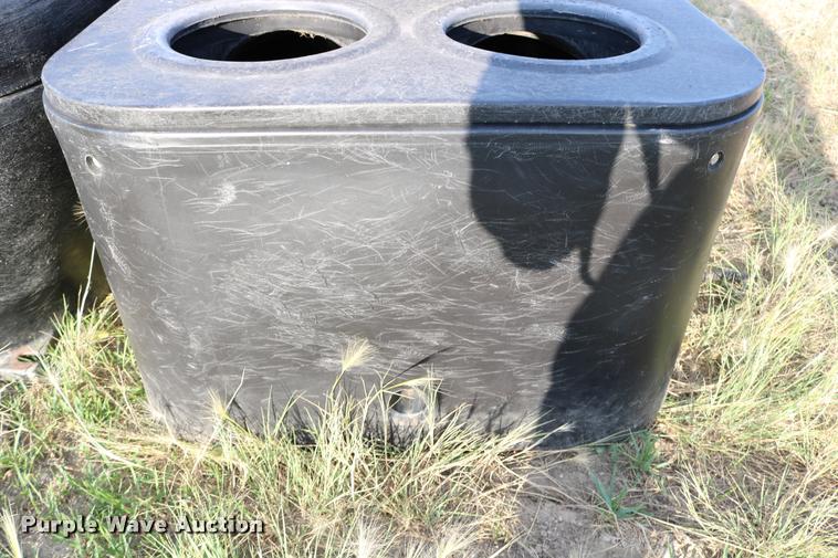 image for item DM9396 (2) Energy free cattle waterers