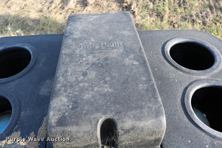 image for item DM9396 (2) Energy free cattle waterers